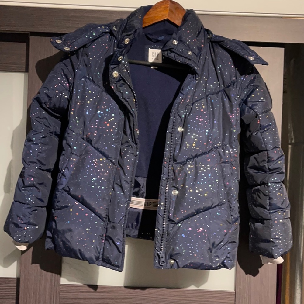 Navy Blue Girls Gap Puffer with Rainbow colored design . Waterproof great qualit